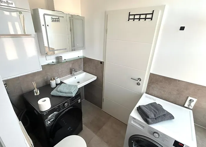Pfa-stadtwohnung, Schoen Gelegen, Voll Ausgestattet Apartamento *